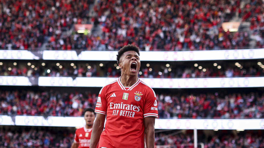 David Neres expressa vontade de sair do Benfica, afirma treinador