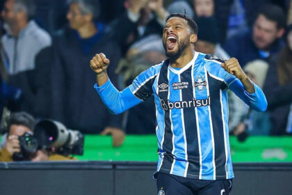 Grêmio busca vaga nas quartas de final da Copa Libertadores nesta terça-feira e pode receber uma bolada